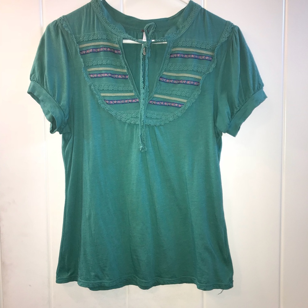 Free People Crochet V Neck Embroidered Crochet Top - Picture 2 of 6